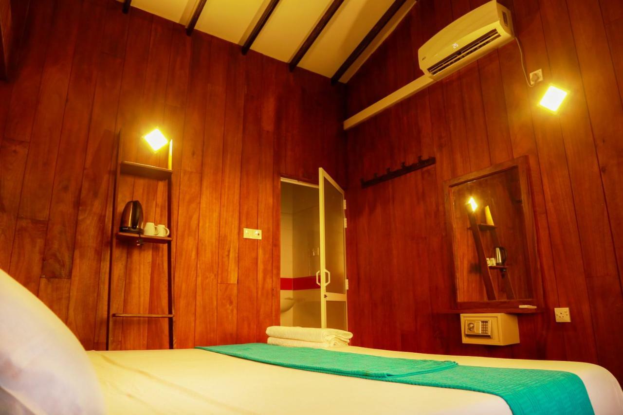 Hikka Ocean Resort Hikkaduwa Kültér fotó