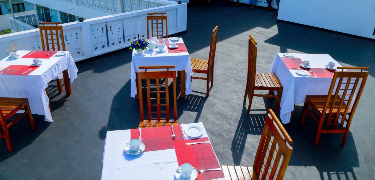 Hikka Ocean Resort Hikkaduwa Kültér fotó